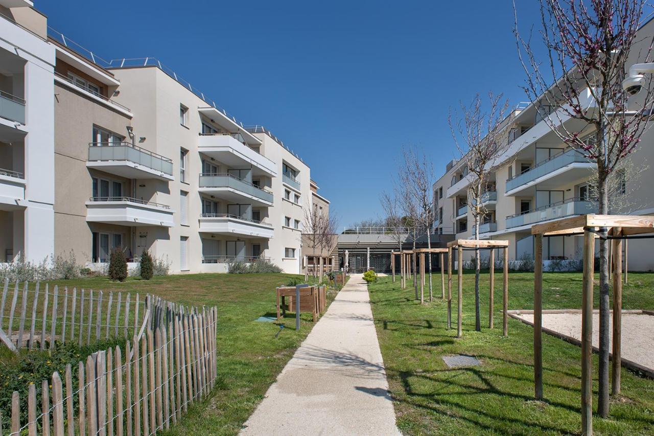 Aparthotel Domitys Les Tourmalines Carpentras Exterior foto