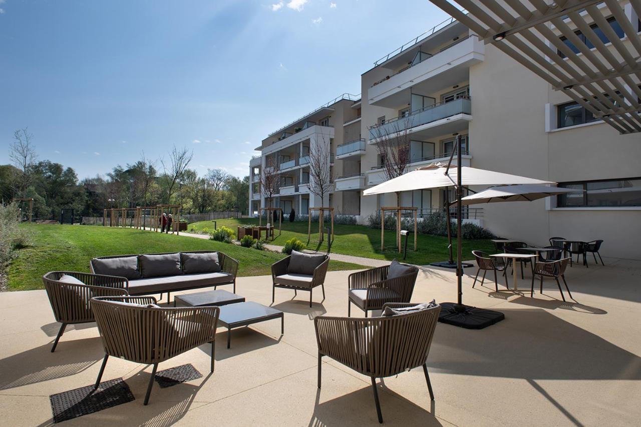 Aparthotel Domitys Les Tourmalines Carpentras Exterior foto