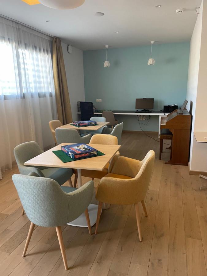 Aparthotel Domitys Les Tourmalines Carpentras Exterior foto