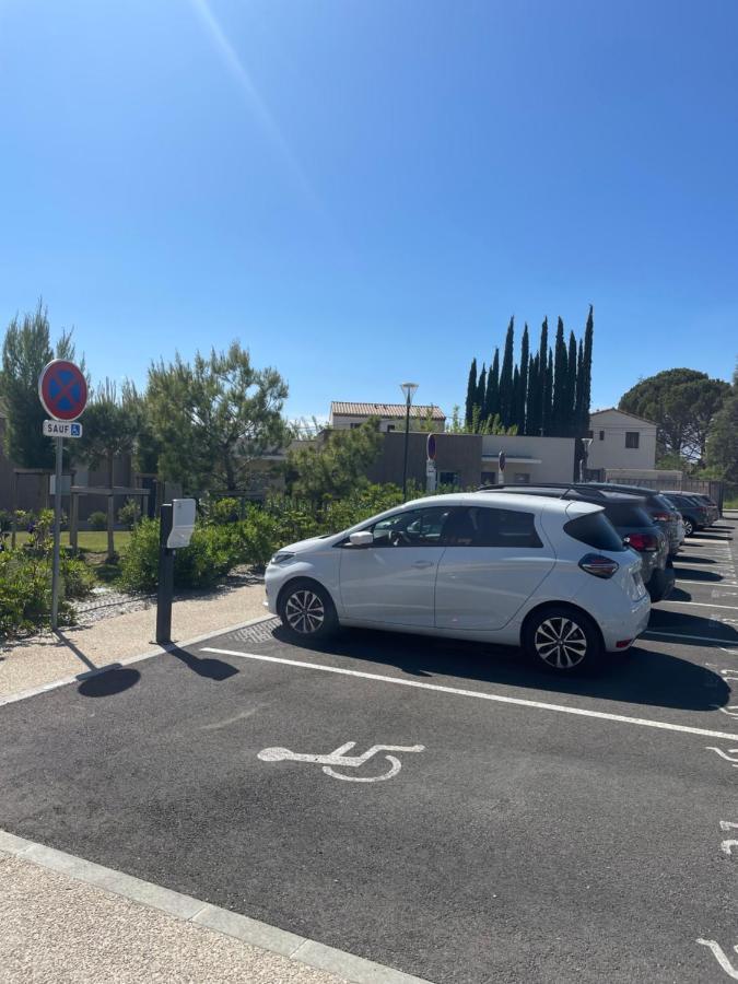Aparthotel Domitys Les Tourmalines Carpentras Exterior foto